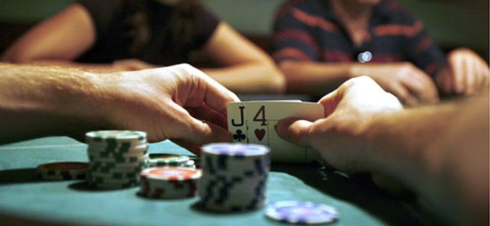 Jugando-al-poker