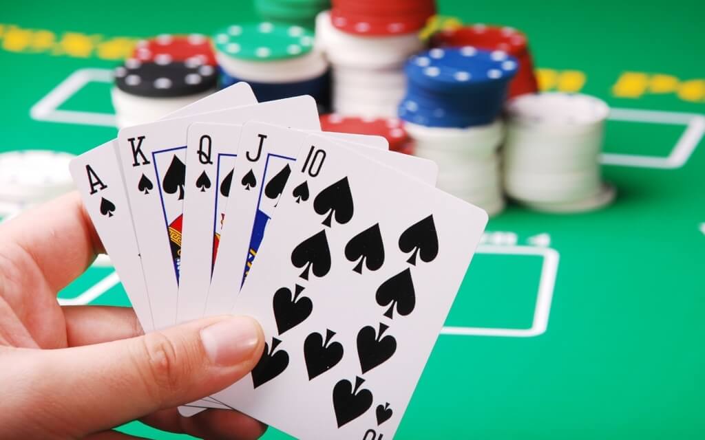 Lleva tu juego a otro nivel con las Tarjetas VIP de PokerBROS